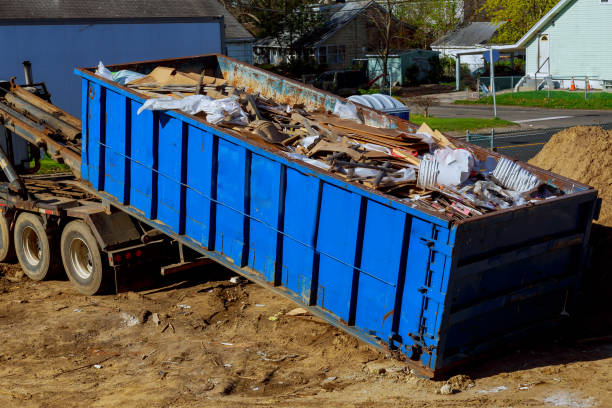 Best Garage Cleanout  in Apollo Beach, FL